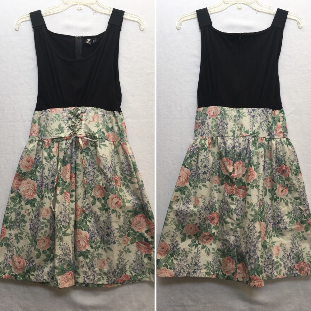 Urban Outfitters Urban Renewal Corset Dress sz. M